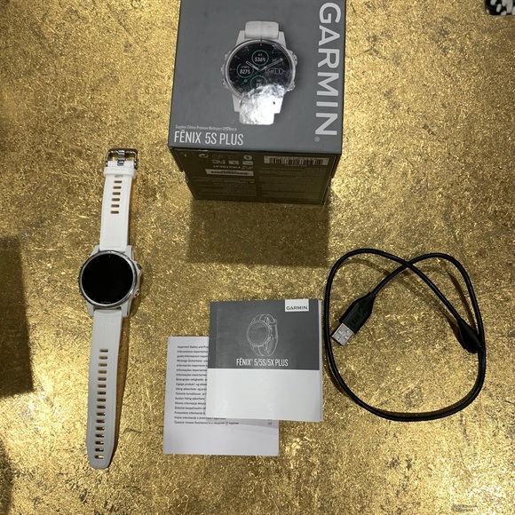 Garmin Fenix 5S Plus Sapphire Edition Premium Muiltisport GPS Watch